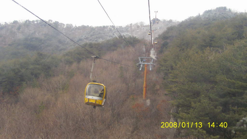 S73F3241.jpg